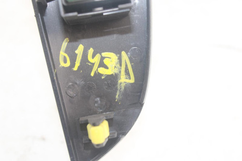 MANDO ELEVALUNAS DELANTERO DERECHO LEXUS IS (DS2/IS2) 