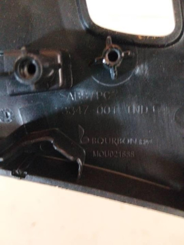 CONSOLA CENTRAL Renault MEGANE IV BERLINA 5P 