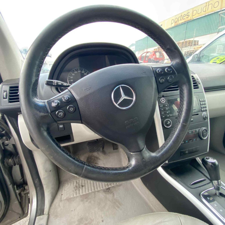 MERCEDES-BENZ CLASE A (BM 169)