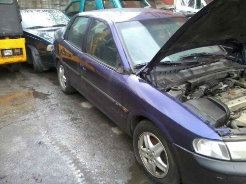  OPEL VECTRA B BERLINA 