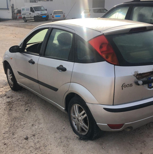 FORD FOCUS BERLINA (CAK) — vehículo donante para recambios 