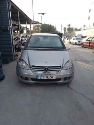 MERCEDES-BENZ CLASE A (BM 169)