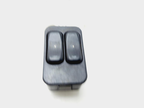 MANDO ELEVALUNAS DELANTERO IZQUIERDO OPEL MERIVA 