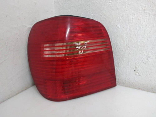 PILOTO TRASERO IZQUIERDO VOLKSWAGEN POLO III BERLINA (6N2) 