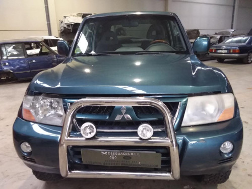 MITSUBISHI MONTERO (V60/V70) — vehículo donante para recambios 