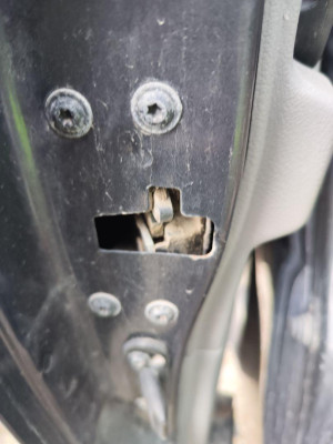 CERRADURA PUERTA TRASERA DERECHA, CHEVROLET, REZZO