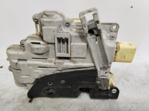 CERRADURA PUERTA TRASERA IZQUIERDA VOLKSWAGEN PASSAT VARIANT (3C5) 