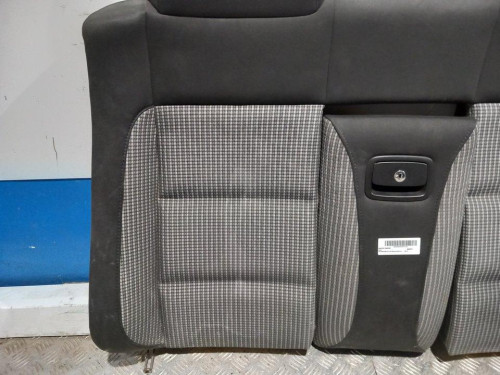 ASIENTOS TRASEROS Volkswagen EOS (1F8)(10.2010) 