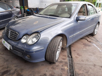 MERCEDES-BENZ CLASE C (BM 203) BERLINA