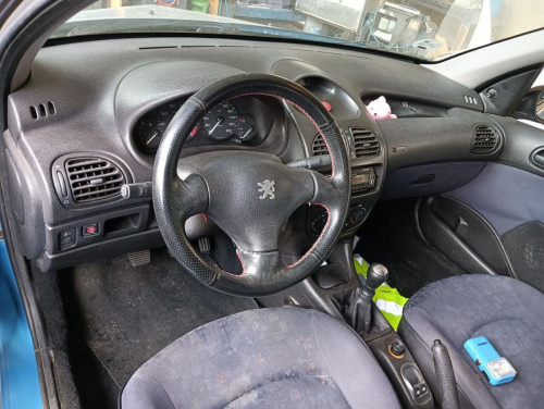 PEUGEOT 206 — автомобиль-донор на запчасти 