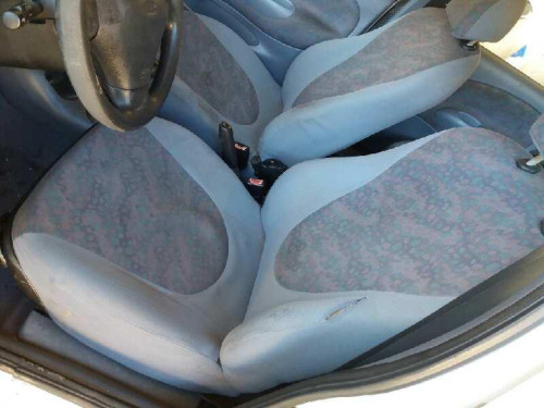 FORD FIESTA BERLINA — vehículo donante para recambios 