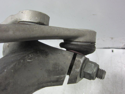 BRAZO SUSPENSION SUPERIOR DELANTERO IZQUIERDO