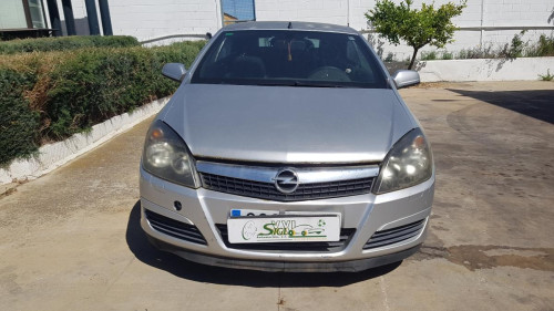 Opel Astra H Twin Top (2006->) — автомобиль-донор на запчасти 