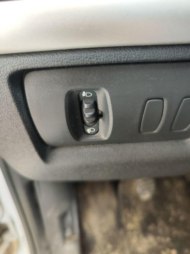 INTERRUPTOR Renault CLIO III 