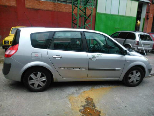  RENAULT SCENIC II (JM) 