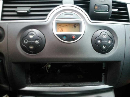  RENAULT SCENIC II (JM) 