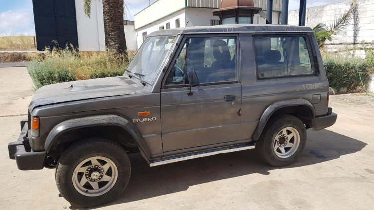 Mitsubishi Montero (V20/V40)(1992->) SIN IDENTIFICAR