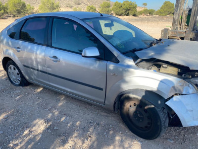 FORD FOCUS BERLINA (CAP)
