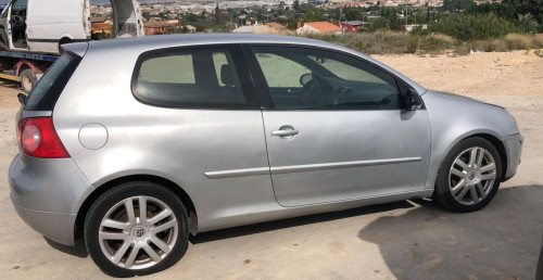 VOLKSWAGEN GOLF V (1K1)(10.2003) — Donor Vehicle for Used Parts 