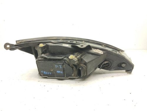  FARO IZQUIERDO Ford FOCUS BERLINA (CAK) 