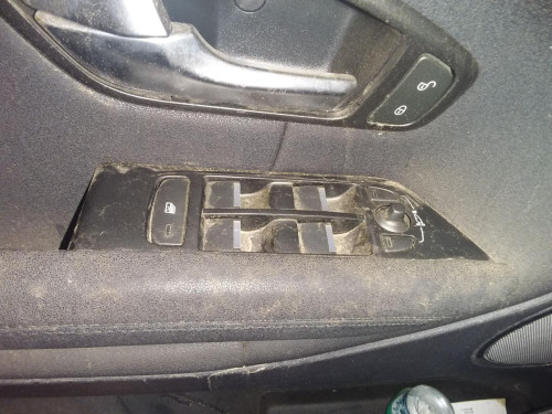 MANDO ELEVALUNAS DELANTERO IZQUIERDO Land Rover RANGE ROVER EVOQUE 