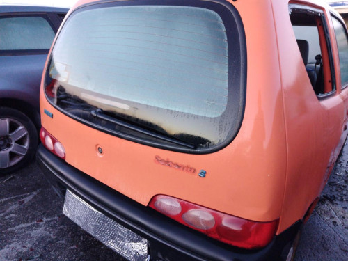 PORTON TRASERO, FIAT, SEICENTO (187)