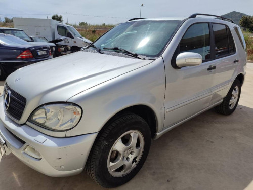  MERCEDES-BENZ CLASE ML (BM 163) 