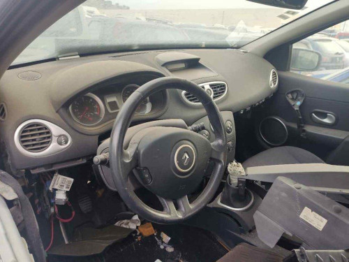  RENAULT CLIO III 