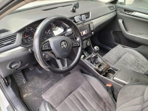  SKODA SUPERB BERLINA (3V3) 