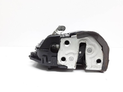 CERRADURA PUERTA TRASERA IZQUIERDA Toyota YARIS (KSP9/SCP9/NLP9) 