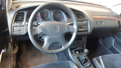 HONDA ACCORD BERLINA (CG7-9/CH1-7)
