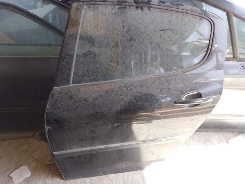 PUERTA TRASERA DERECHA Peugeot 407 