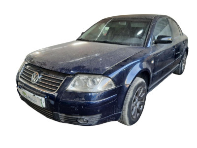 VOLKSWAGEN PASSAT BERLINA (3B3)