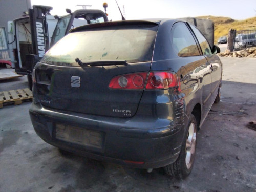 SEAT IBIZA (6L1) — vehículo donante para recambios 