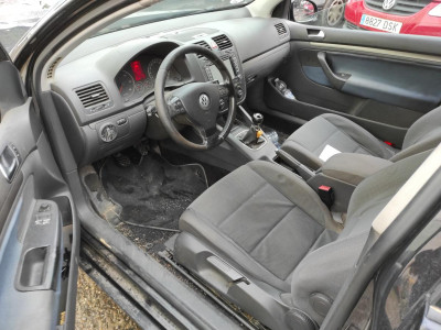 VOLKSWAGEN GOLF V (1K1)(10.2003)