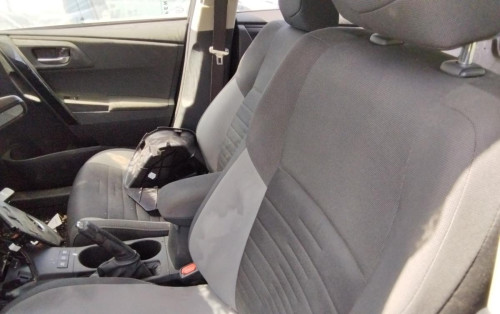  TOYOTA AURIS (E18) 