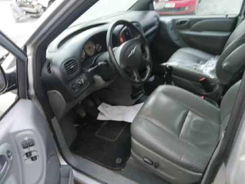 CHRYSLER VOYAGER (RG) — vehículo donante para recambios 