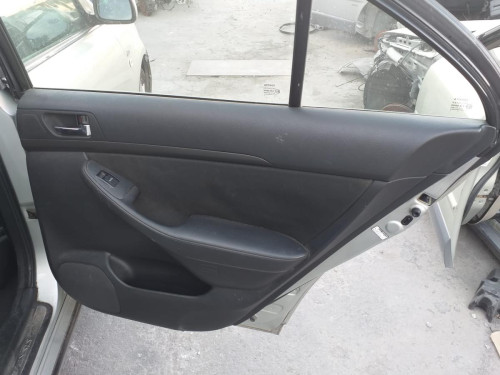 TOYOTA AVENSIS BERLINA (T25) — Donor Vehicle for Used Parts 