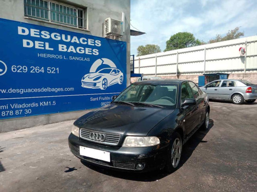  AUDI A4 BERLINA (B5) 