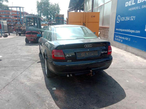  AUDI A4 BERLINA (B5) 
