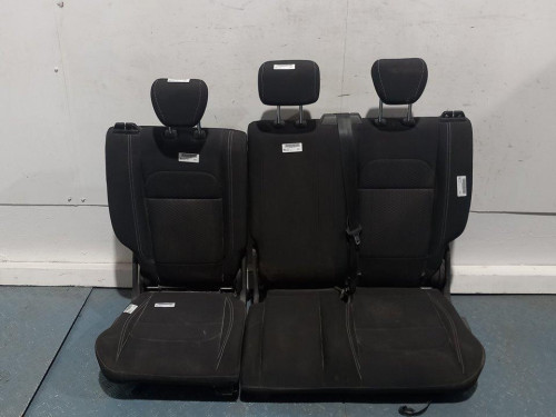 ASIENTOS TRASEROS FORD KUGA 