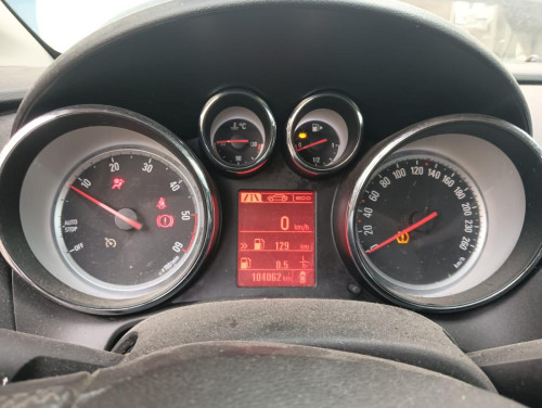 OPEL ASTRA J BERLINA 5P — автомобиль-донор на запчасти 