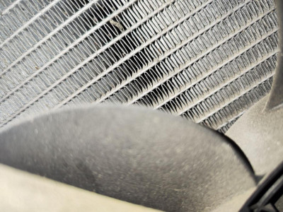 CONDENSADOR / RADIADOR AIRE ACONDICIONADO