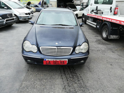 MERCEDES-BENZ CLASE C (BM 203) FAMILIAR — Donor Vehicle for Used Parts 