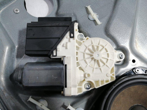 ELEVALUNAS DELANTERO DERECHO Seat CORDOBA BERLINA (6L2) 