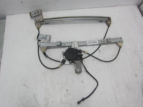 ELEVALUNAS DELANTERO IZQUIERDO Volkswagen POLO III (6N1) 