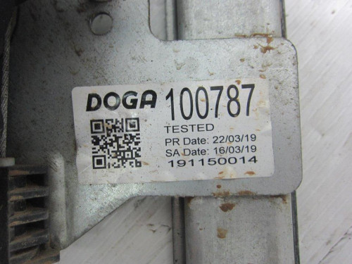 ELEVALUNAS DELANTERO IZQUIERDO Volkswagen POLO III (6N1) 