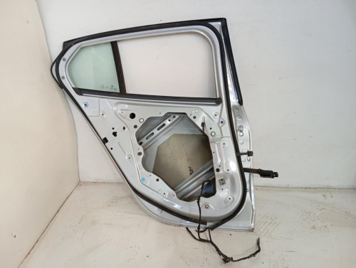 PUERTA TRASERA IZQUIERDA BMW SERIE 1 BERLINA (F40) 