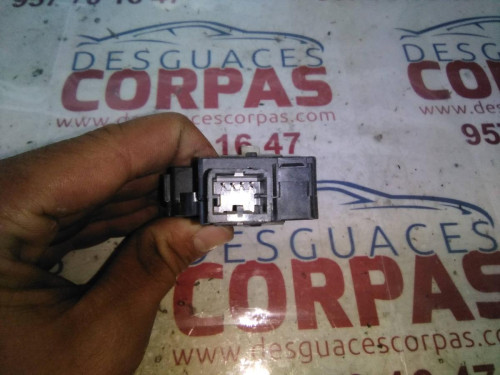 MOTOR APERTURA TRAMPILLAS CLIMATIZADOR AUDI A4 BERLINA (8K2) 