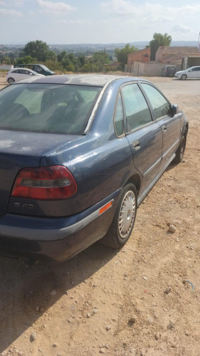 VOLVO S40 BERLINA — vehículo donante para recambios 